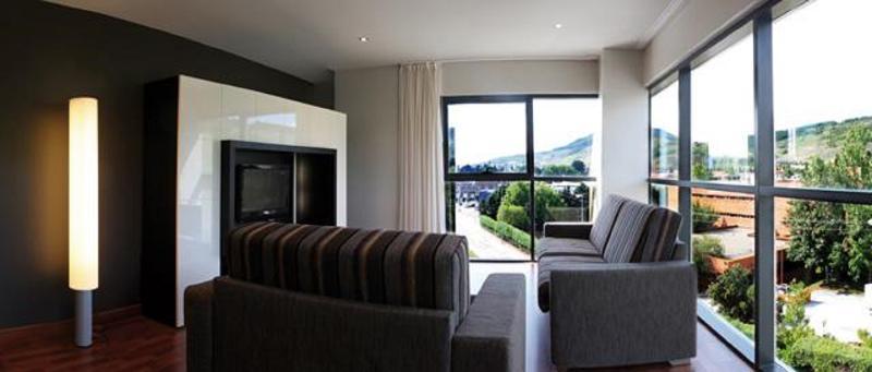 Hotel Apartamentos San Fermin Pamplona Villava Room photo