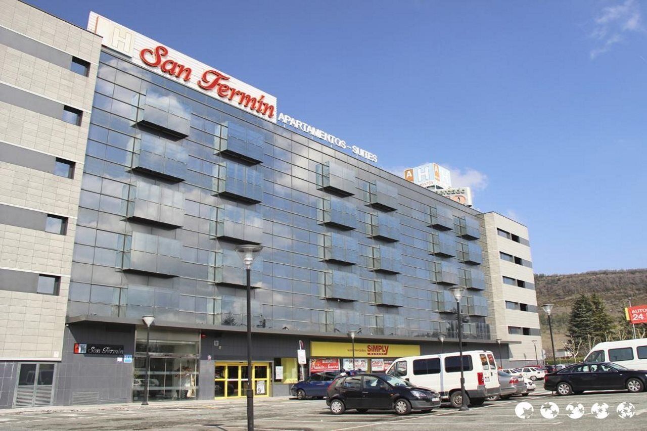 Hotel Apartamentos San Fermin Pamplona Villava Exterior photo
